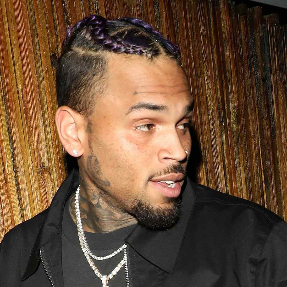 Chris Brown ampa dongo Kanye West