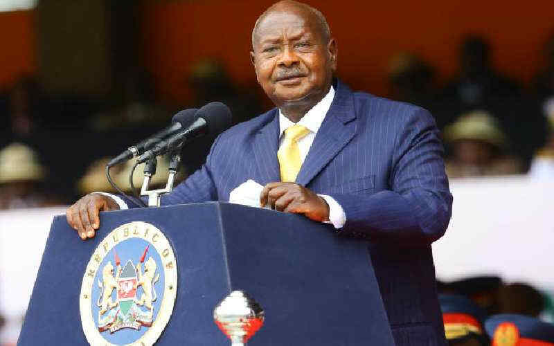 Museveni asimamisha kazi za waganga wa kienyeji