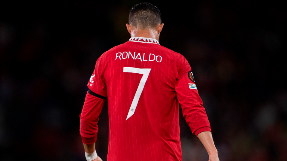 Bango la picha ya Ronaldo laondolewa uwanjani Old Trafford