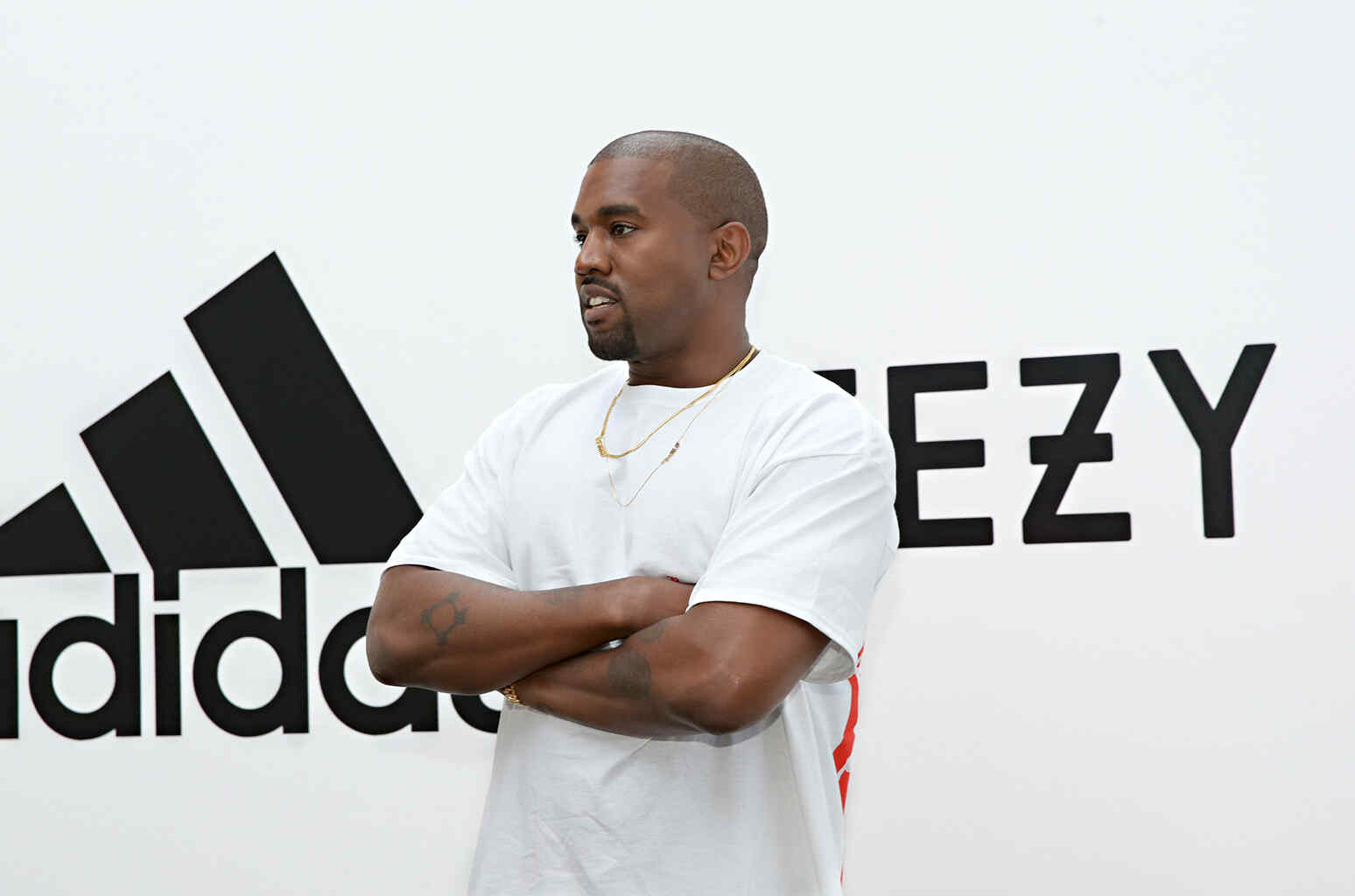 Kanye West aipa hasara Adidas