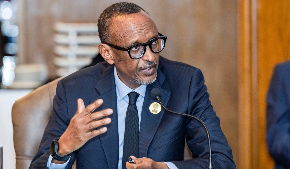 Kagame: Nikistaafu natamani kuwa mwandishi wa habari