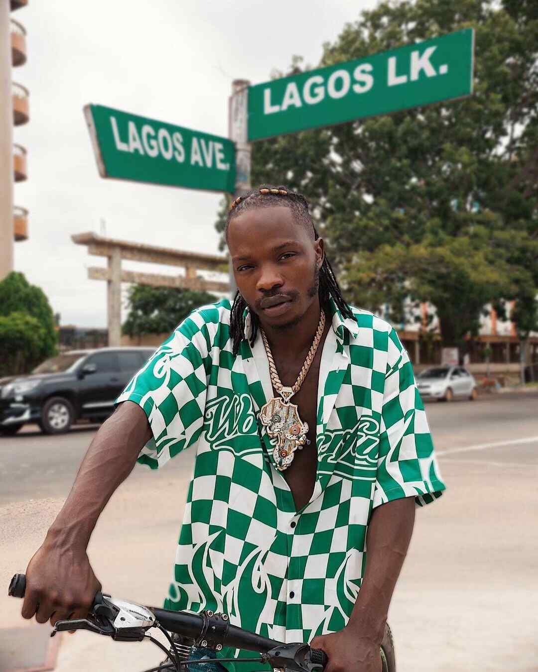 Naira Marley ashikiriwa na polisi kwa uchunguzi, Kifo cha MohBad