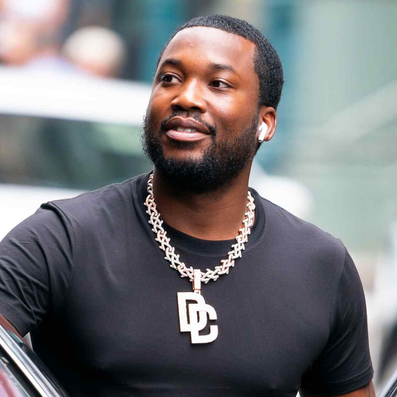 Meek Mill: Wafungwa wanafanya kazi nyingi lakini wanalipwa kidogo