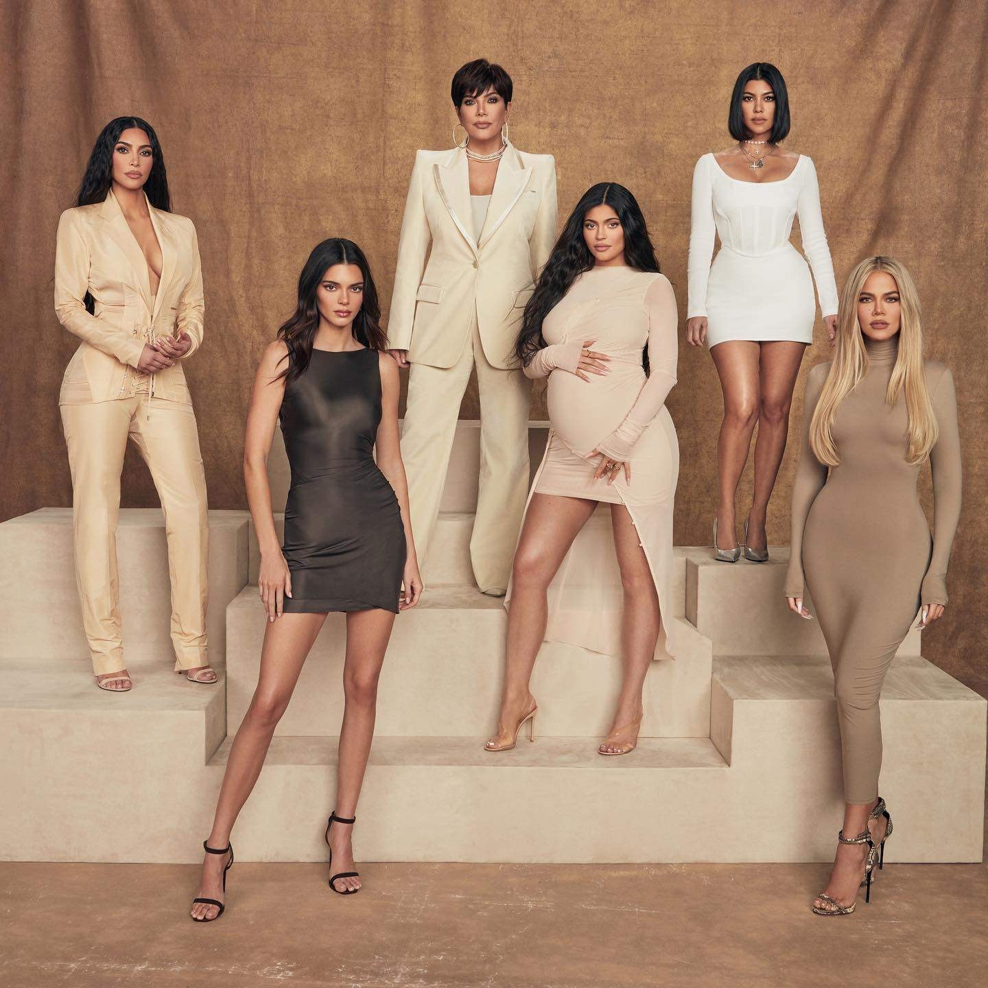 Hizi hapa brand zinazomiliki na Kardashian family