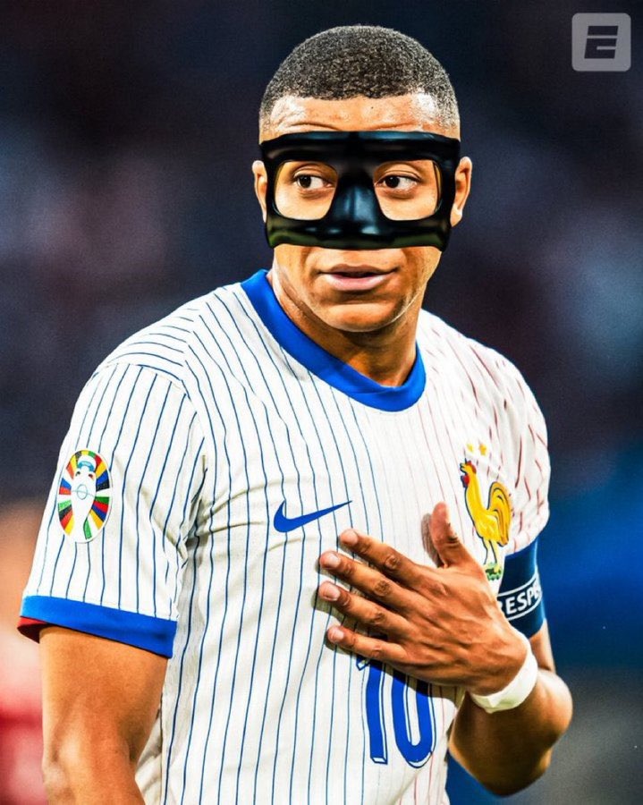 Mbappe arudishwa kambini, Kuvaa ‘maski’