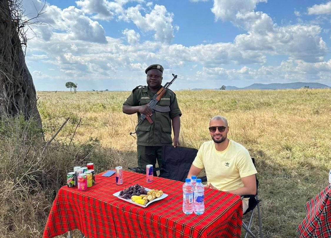 Staa wa Man United atembelea Mikumi, Visiwa Vya Karafuu Zanzibar