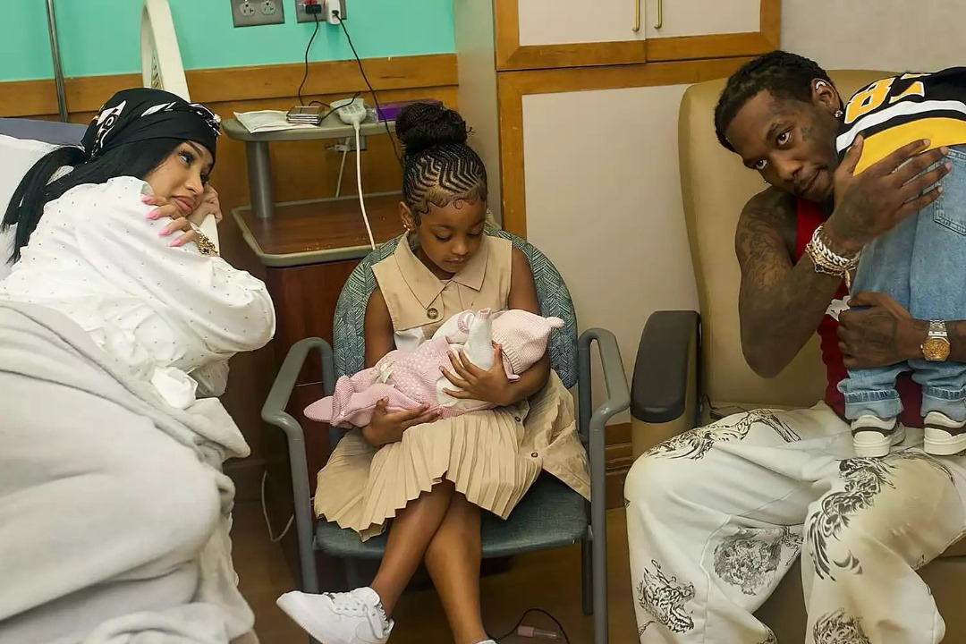Cardi B Adai Offset Hamsaidii Kulea Watoto