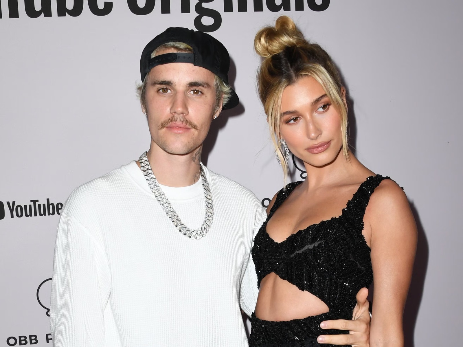 Justin Bieber Achekelea Dili La Mkewe Hailey