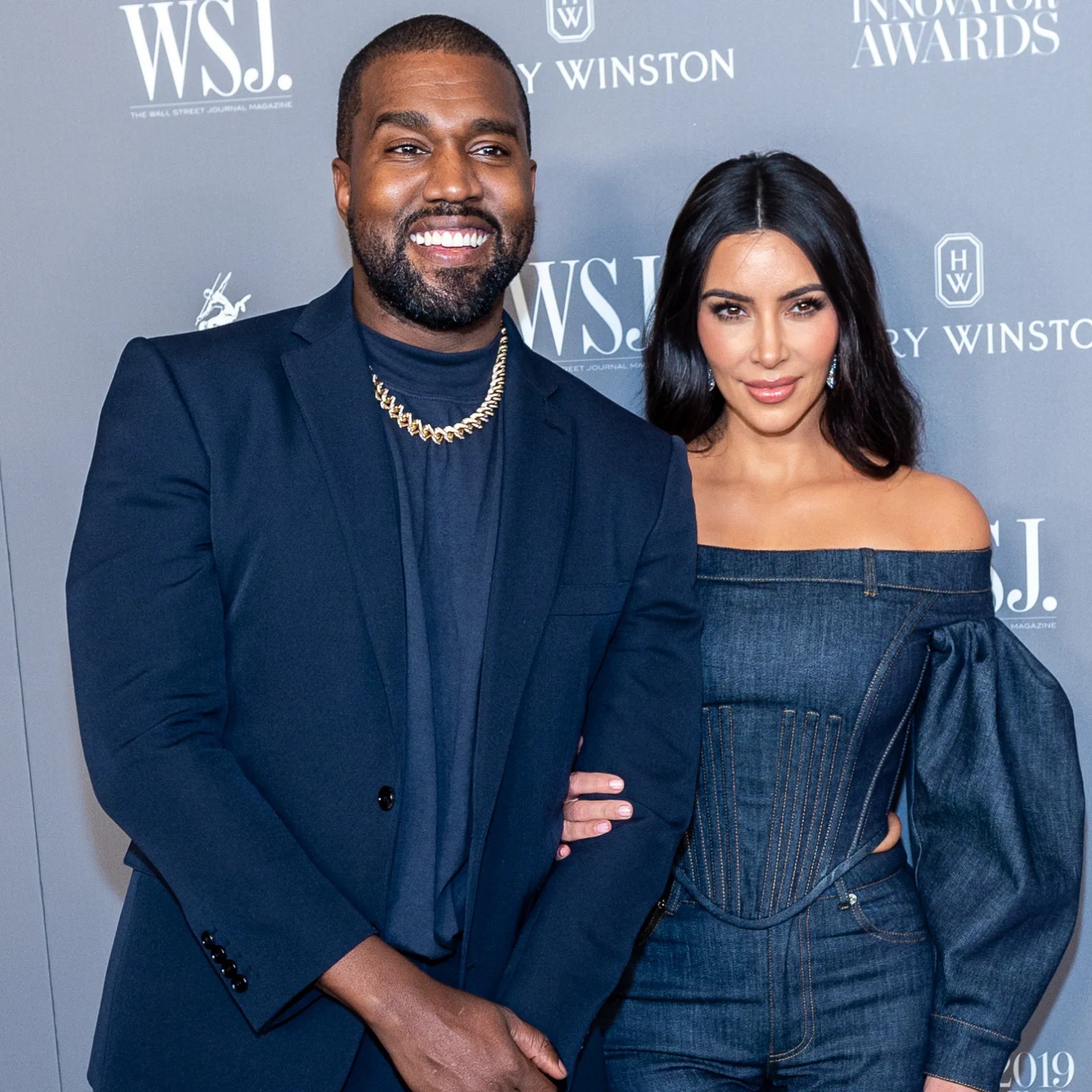 Kim Kardashian Akimlilia Kanye West Abadilike